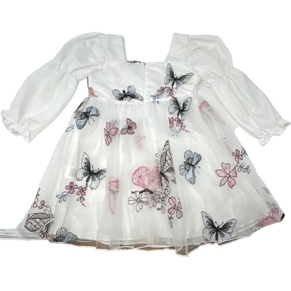 White Dress with Sweatheart Neckline & Butterflies & Flowers - US Size 6 - Picture 3 of 9